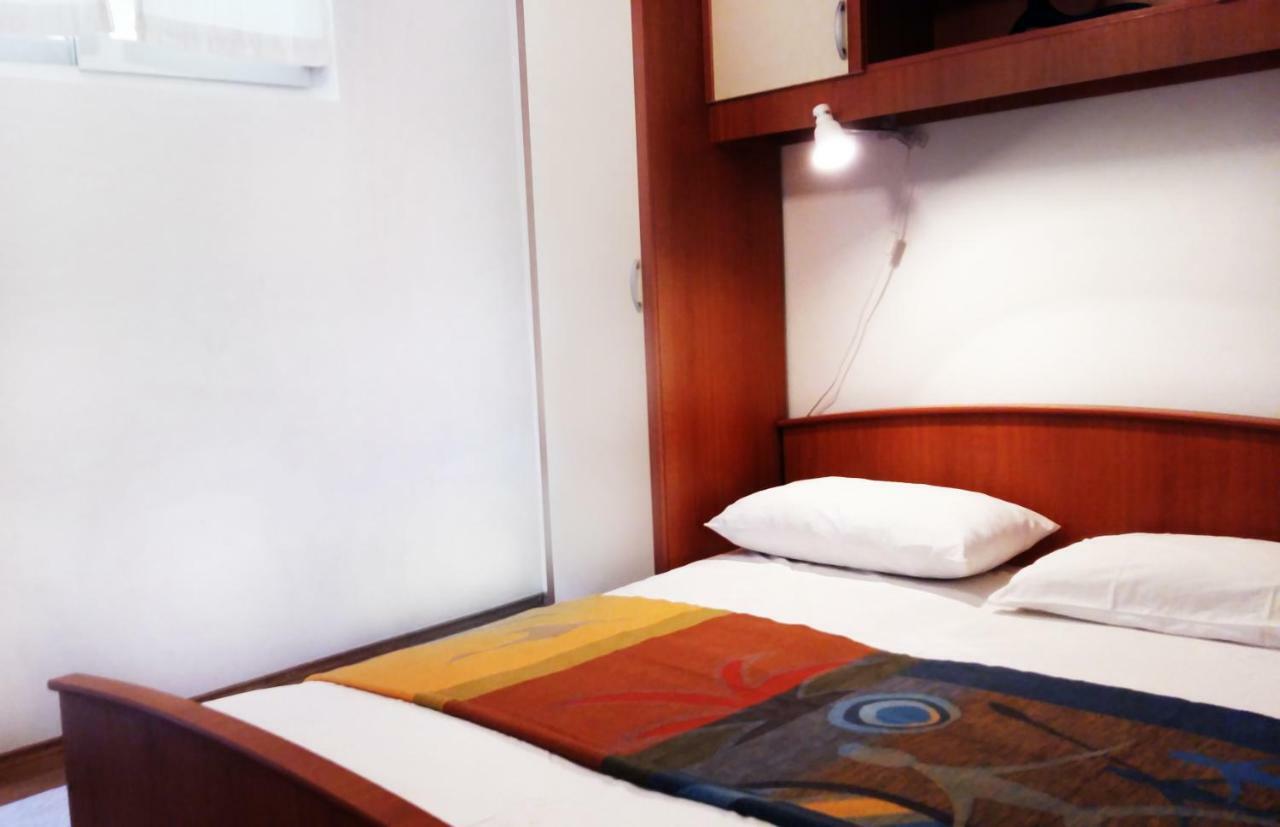 Studio Apartman Kacunic Spalato Esterno foto
